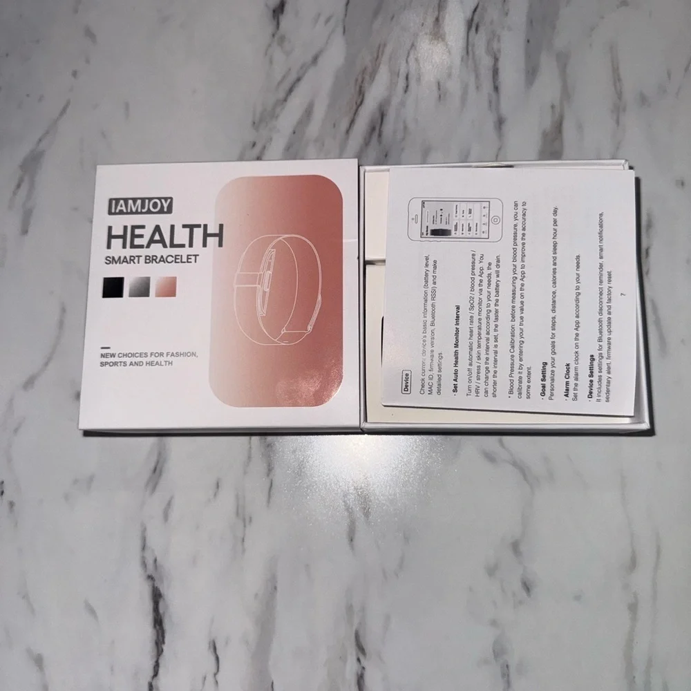NWT Health Tracker Wristband - Black